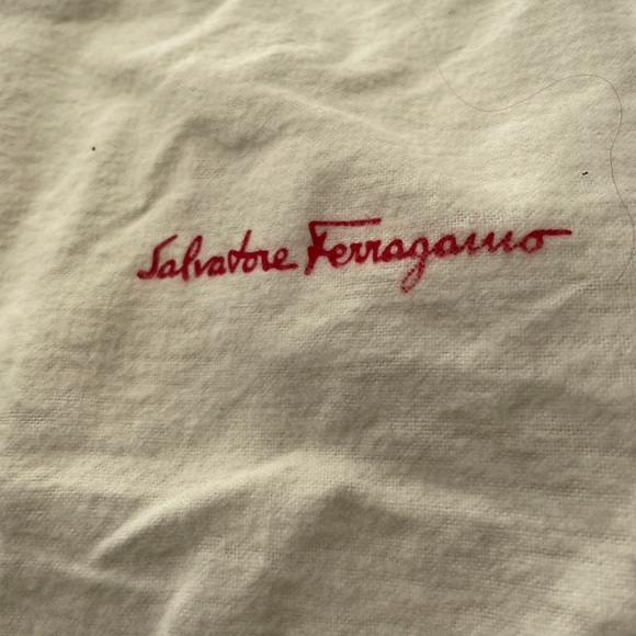 Salvatore Ferragamo Cream Kitten heel sling back sz37 - Picture 5 of 5